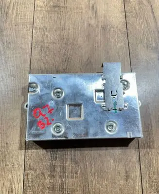 Audi Q7 4L MMI control unit 4E0035729 4L0910731A