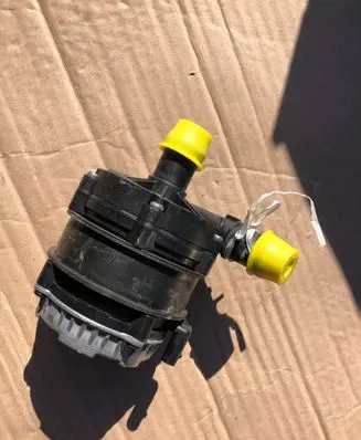 Volkswagen PASSAT B8 Electric auxiliary coolant/water pump 04L965567A 0140B2401A01 28995101