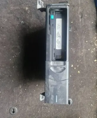 BMW 3 E90 E91 CD/DVD changer 6977759 AL900750924334