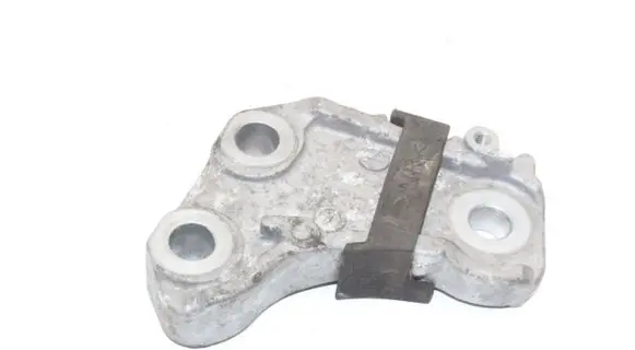 Honda CR-Z Engine mounting bracket