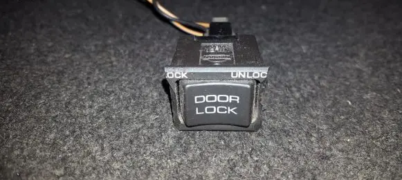 Nissan Prairie Central locking switch button 