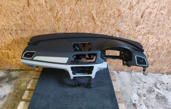 Audi Q3 8U Dashboard 