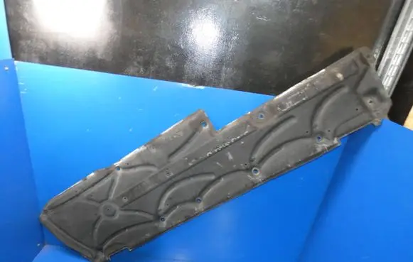 Mercedes-Benz CLS C218 X218 Front underbody cover/under tray 