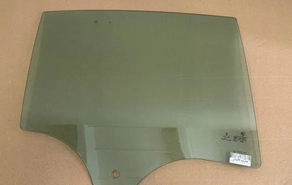 BMW 5 G30 G31 G38 Rear door window glass