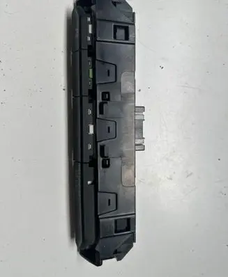 Volkswagen PASSAT B8 Hazard light switch 13007900 3G1853770A