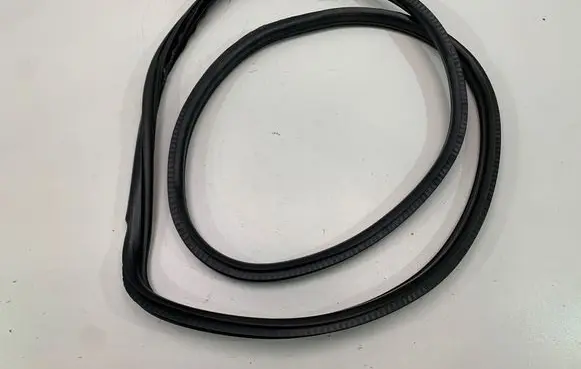 Mini One - Cooper F56 F55 Front door rubber seal 7322511