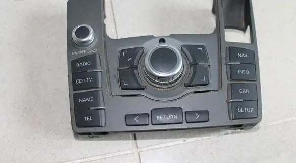 Audi A6 S6 C6 4F Head unit multimedia control 4F2919610Q