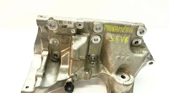 Porsche Panamera (970) Engine mounting bracket 946102225CR 94610222521