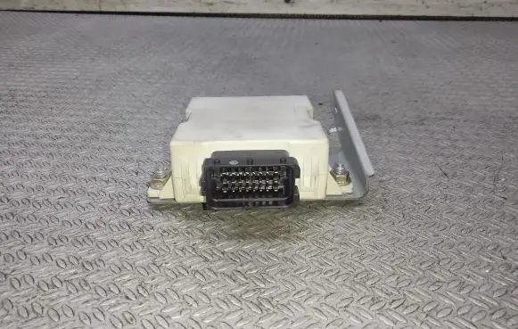 Toyota Corolla Verso AR10 Window wiper relay 859400F010A