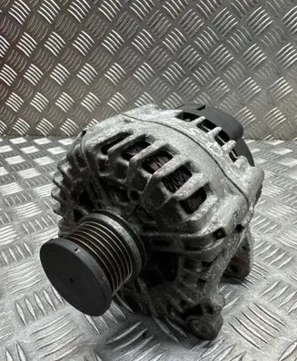 Audi Q5 SQ5 Generator/alternator 03L903017B