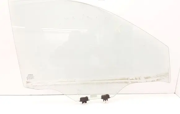 Nissan Navara D23 Front door window glass four-door 43R011583 AS2 M3236
