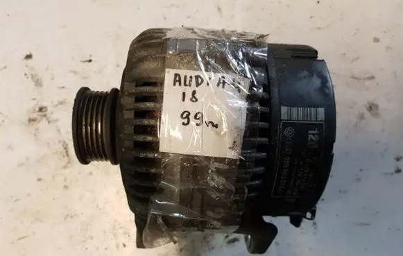 Audi A4 S4 B5 8D Generator/alternator 0123310033