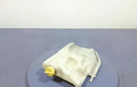 Honda CR-V Coolant expansion tank/reservoir
