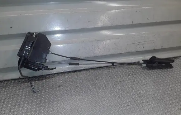 Hyundai i10 Rear door lock 