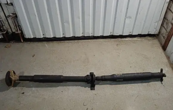 Mercedes-Benz CLS C219 Drive shaft (set) 2118906