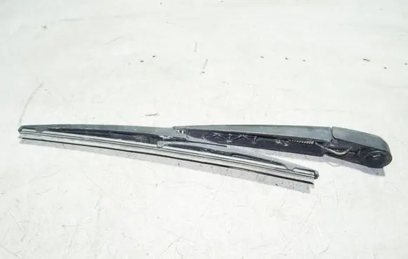 Toyota Avensis T270 Rear wiper blade 