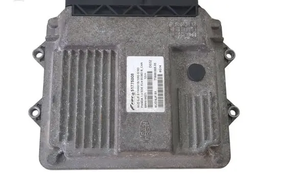 Fiat Panda II Engine control unit/module 51775008 68MS1KE7I 7160000505