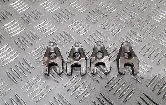 Ford S-MAX Fuel Injector clamp holder 