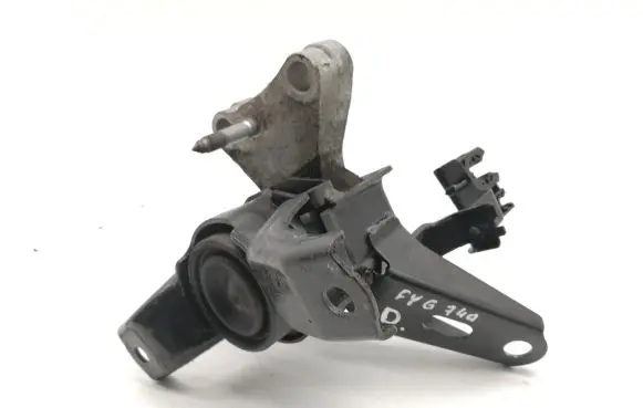 Toyota Auris E180 Engine mount bracket