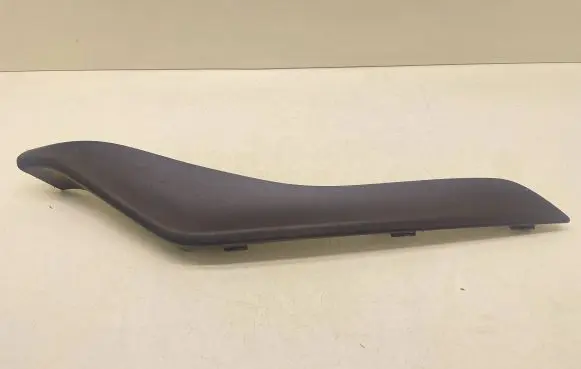 Volvo XC60 Front bumper splitter molding 31352458