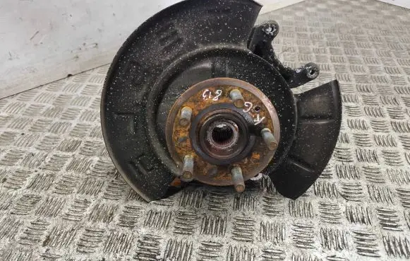 Tesla Model S Rear wheel hub