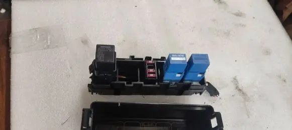 Fuse box set