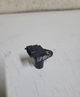 Mercedes-Benz S W222 Camshaft position sensor A0051531328 171707