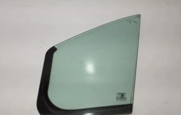 Renault Trafic III (X82) Front door vent window glass four-door 802633742R