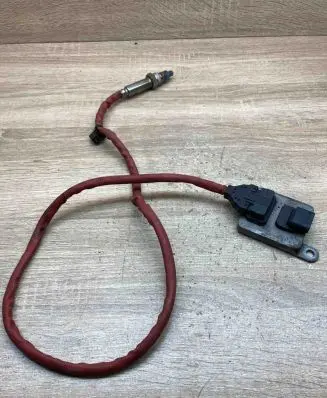 BMW 5 F10 F11 Lambda probe sensor 8589846 5WK96699C Used
