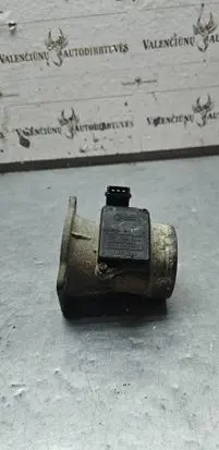Volkswagen Golf III Mass air flow meter 037906461B AFH6010A