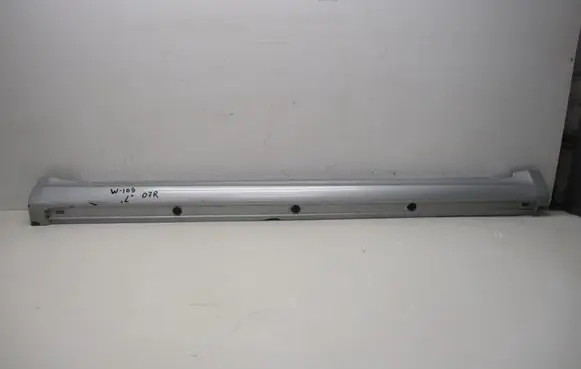 Mercedes-Benz A W169 Front sill trim cover A1696800874