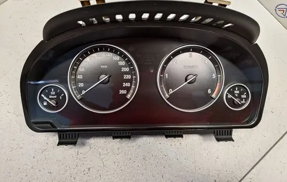 BMW 5 F10 F11 Speedometer (instrument cluster) 9291414 62109358981