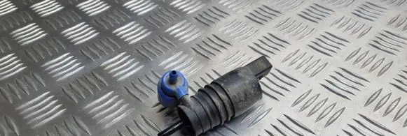 Volkswagen Caddy Windscreen/windshield washer pump 262598790 20221212
