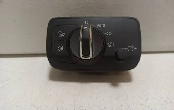 Audi TT TTS RS Mk3 8S Light switch 8V0941531AA