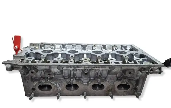 Opel Zafira B Engine head S27635326 55353286