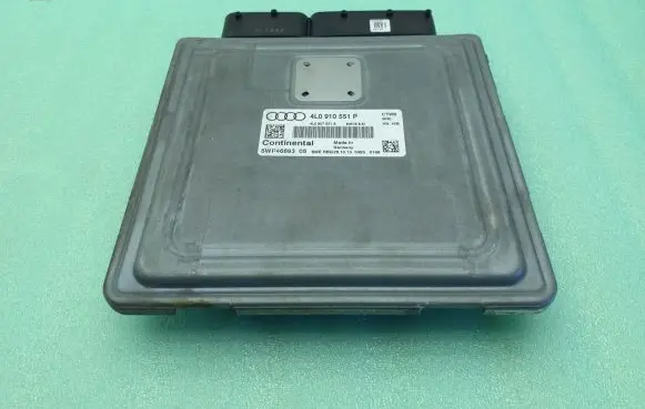 Audi Q7 4L Engine control unit/module 4L0907551A 4L0910551P