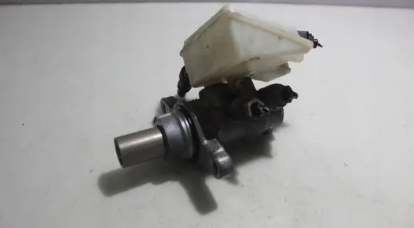 Ford C-MAX II Master brake cylinder