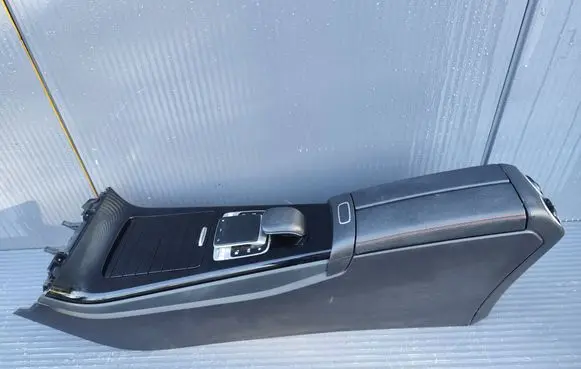 Mercedes-Benz A W177 Center console W177TUNELSRODKOWY