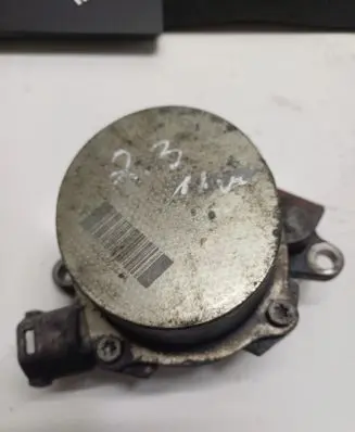 Opel Movano B Vacuum pump 8201163444