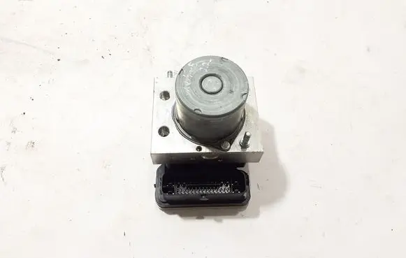Renault Megane E-Tech ABS Pump 476605687R
