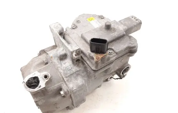 Toyota Auris E180 Air conditioning (A/C) compressor (pump) 0422001330 ES14C