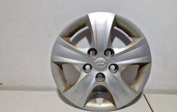 Hyundai i30 R15 wheel hub/cap/trim 529602R000