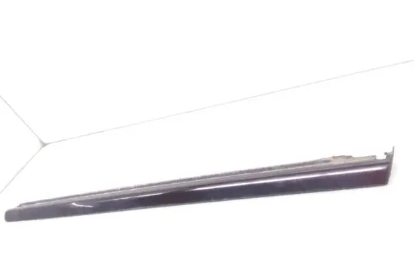 Mercedes-Benz R W251 Rear side glass trim 