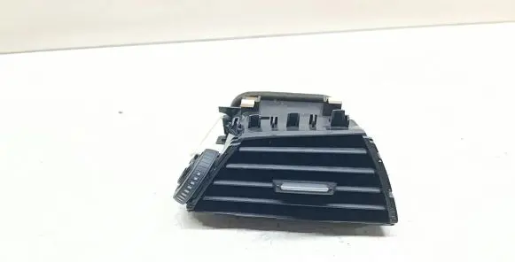 BMW 1 F20 F21 Dashboard side air vent grill/cover trim 9205356