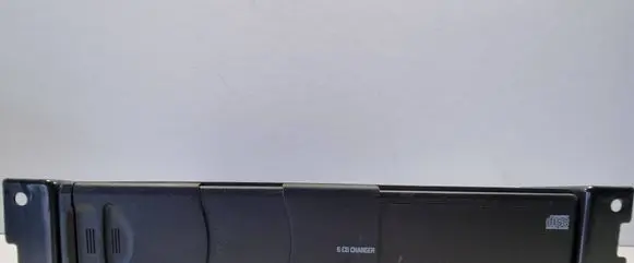 CD/DVD changer