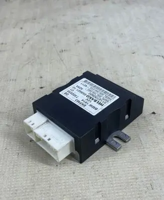 BMW M5 Fuel injection pump control unit/module 7302256