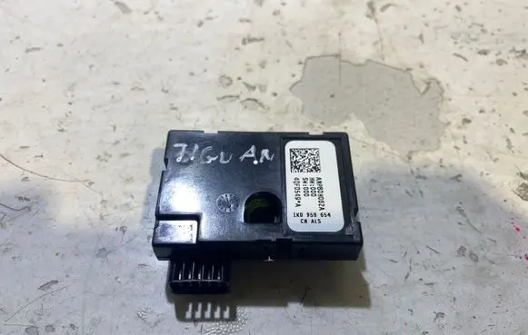 Volkswagen Tiguan Steering angle sensor 1K0959654