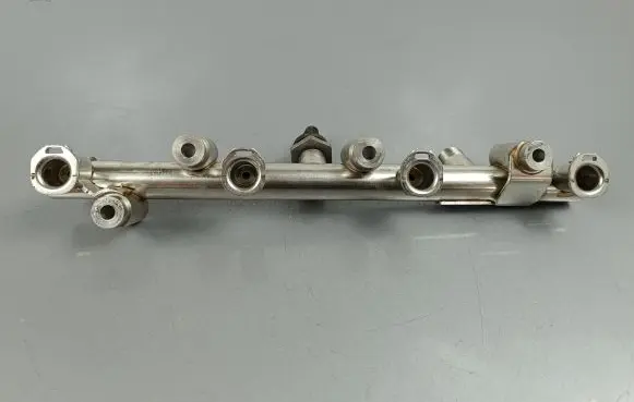 Nissan Qashqai J12 Fuel main line pipe A4204761000