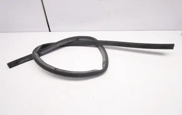 Nissan Qashqai Wiper trim