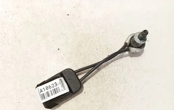 Opel Corsa D Front seatbelt buckle 13240226 330803354